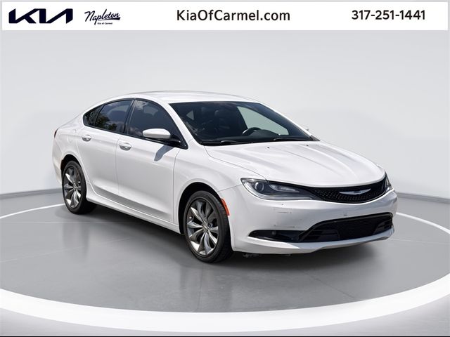 2016 Chrysler 200 S