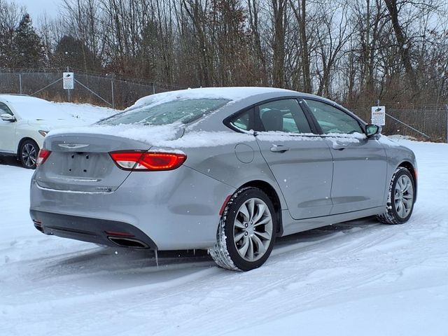 2016 Chrysler 200 S