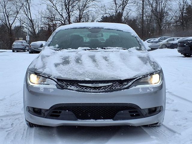 2016 Chrysler 200 S