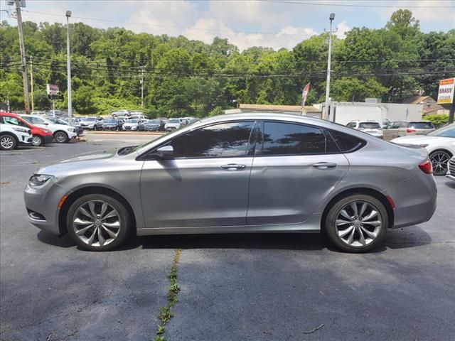 2016 Chrysler 200 S