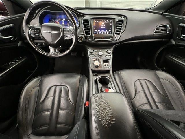 2016 Chrysler 200 S