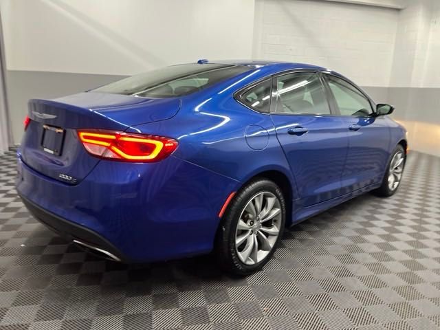 2016 Chrysler 200 S