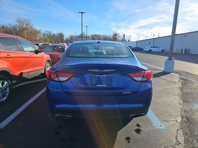 2016 Chrysler 200 S