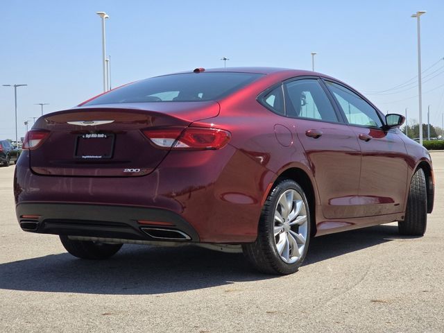 2016 Chrysler 200 S