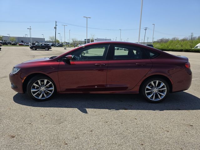 2016 Chrysler 200 S