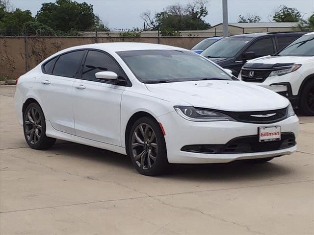 2016 Chrysler 200 S