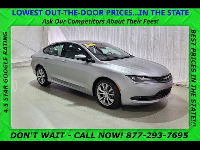 2016 Chrysler 200 S