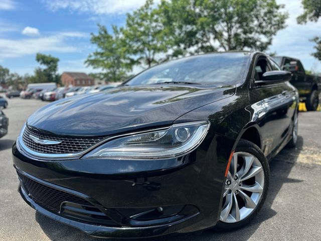 2016 Chrysler 200 S