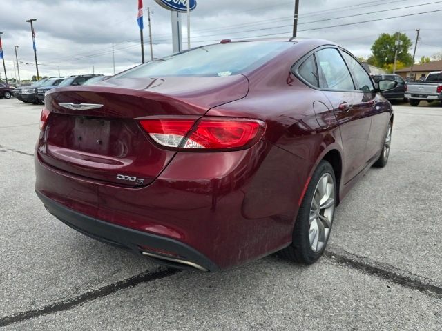 2016 Chrysler 200 S