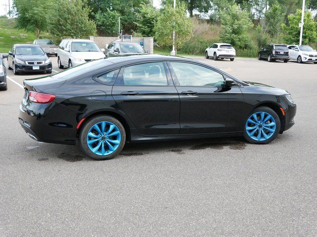 2016 Chrysler 200 S