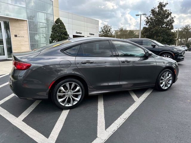 2016 Chrysler 200 S