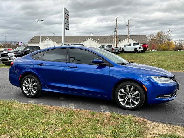 2016 Chrysler 200 S