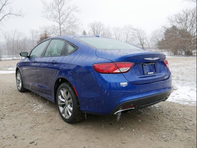 2016 Chrysler 200 S