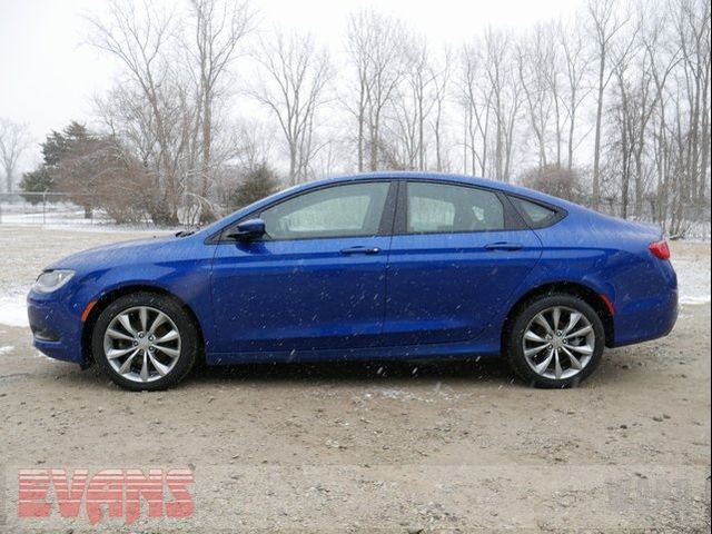 2016 Chrysler 200 S