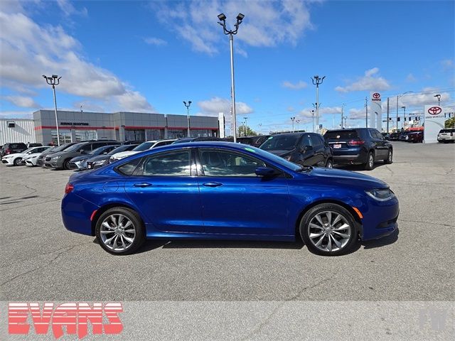 2016 Chrysler 200 S