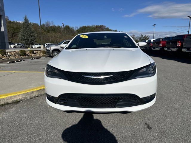 2016 Chrysler 200 S