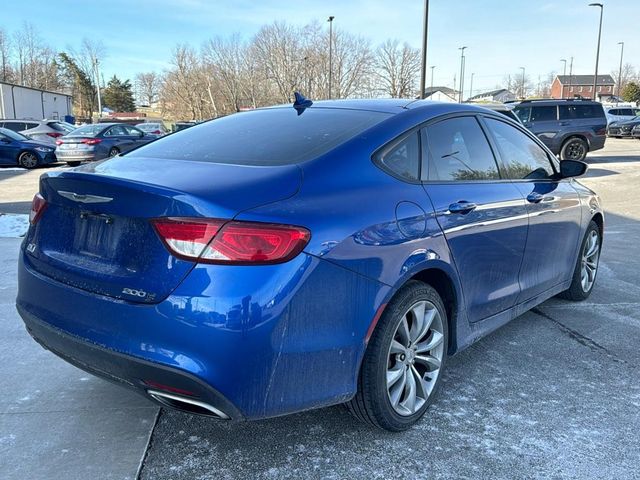 2016 Chrysler 200 S