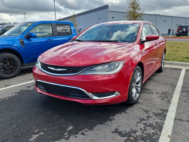 2016 Chrysler 200 S