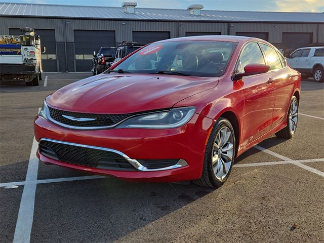 2016 Chrysler 200 S