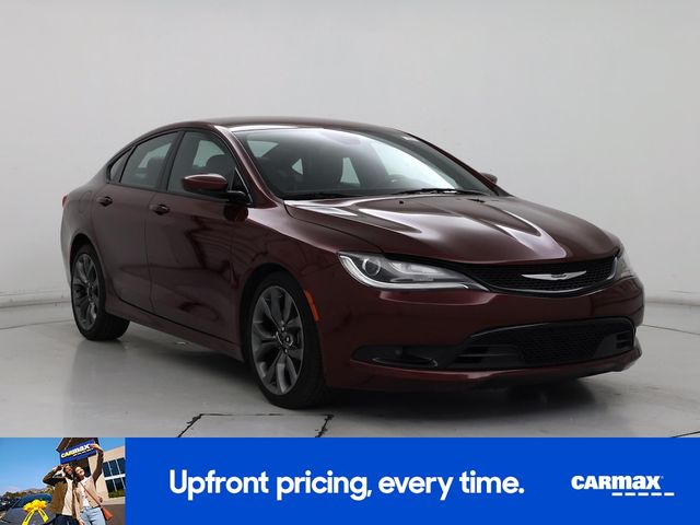 2016 Chrysler 200 S