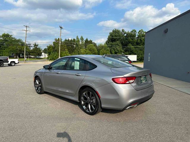 2016 Chrysler 200 S