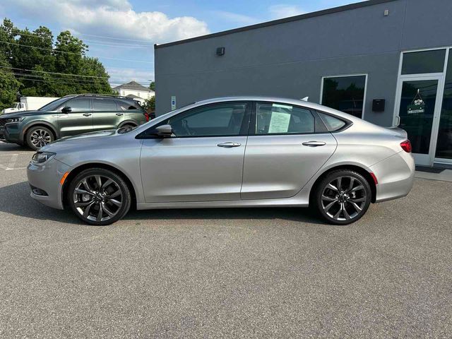 2016 Chrysler 200 S