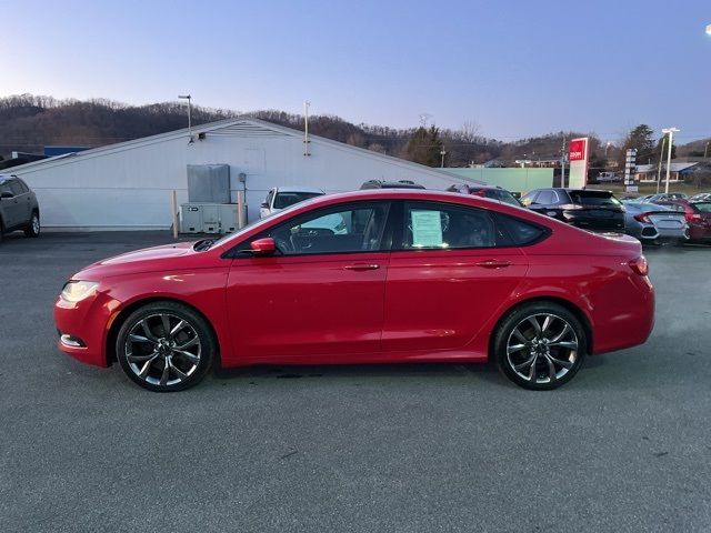 2016 Chrysler 200 S