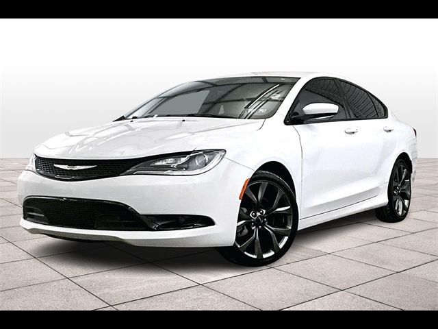 2016 Chrysler 200 S