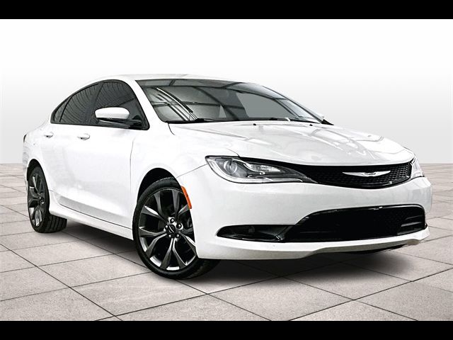 2016 Chrysler 200 S