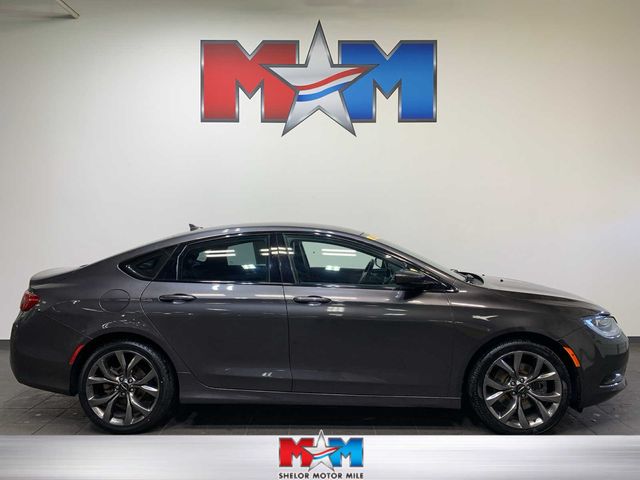 2016 Chrysler 200 S