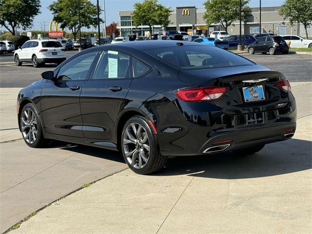 2016 Chrysler 200 S