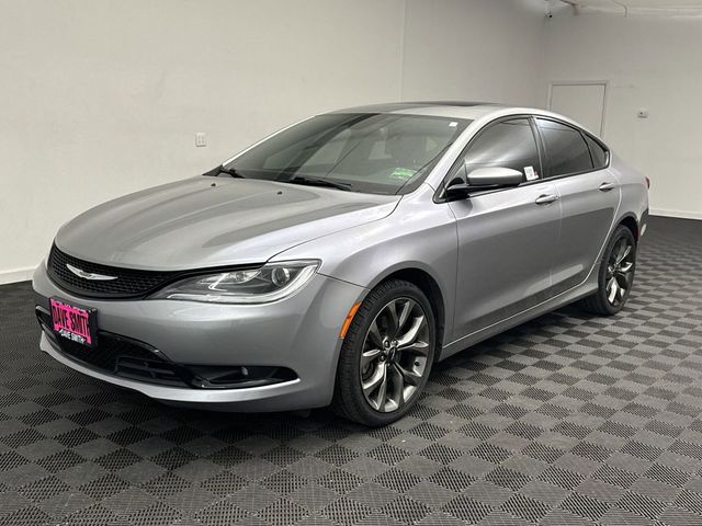 2016 Chrysler 200 S