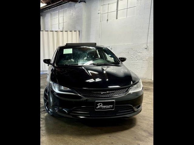 2016 Chrysler 200 S