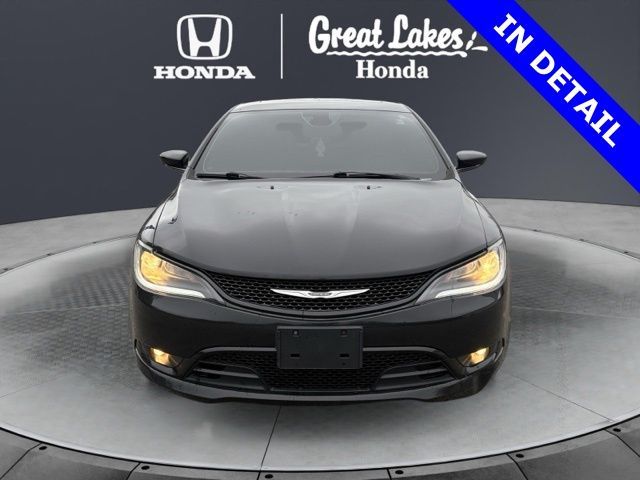 2016 Chrysler 200 S