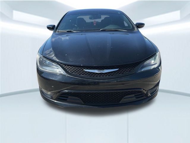 2016 Chrysler 200 S