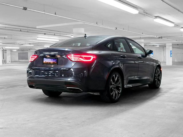 2016 Chrysler 200 S