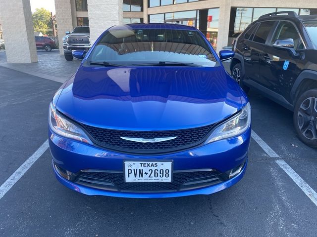 2016 Chrysler 200 S