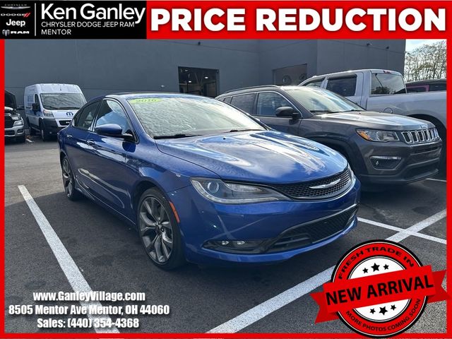 2016 Chrysler 200 S