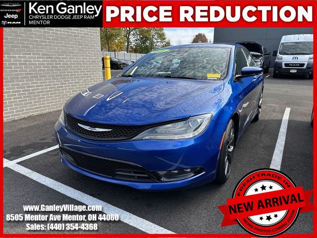 2016 Chrysler 200 S