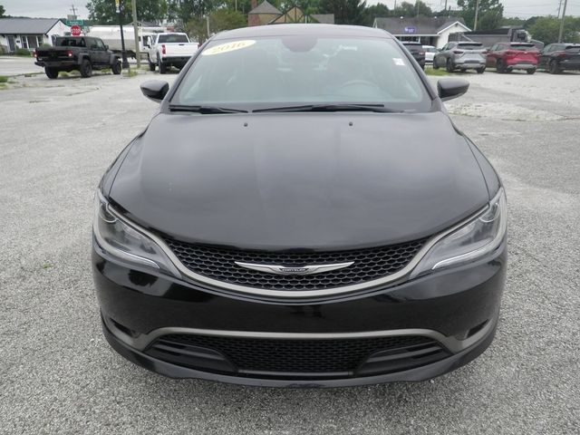 2016 Chrysler 200 S