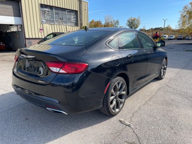 2016 Chrysler 200 S