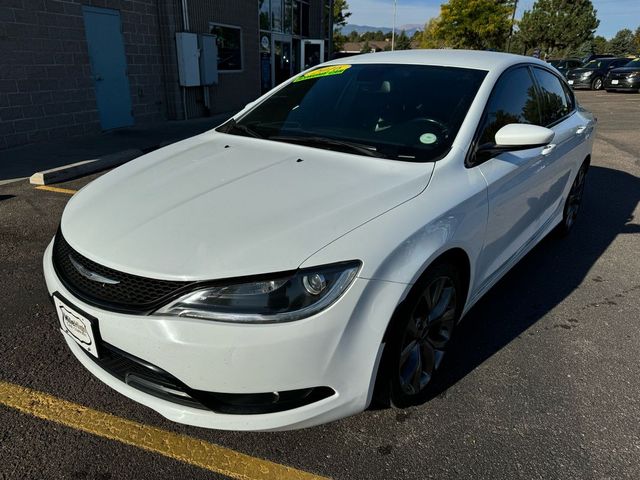 2016 Chrysler 200 S