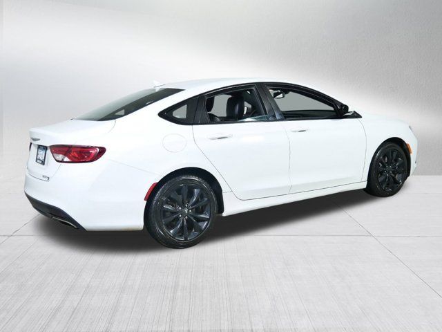 2016 Chrysler 200 S