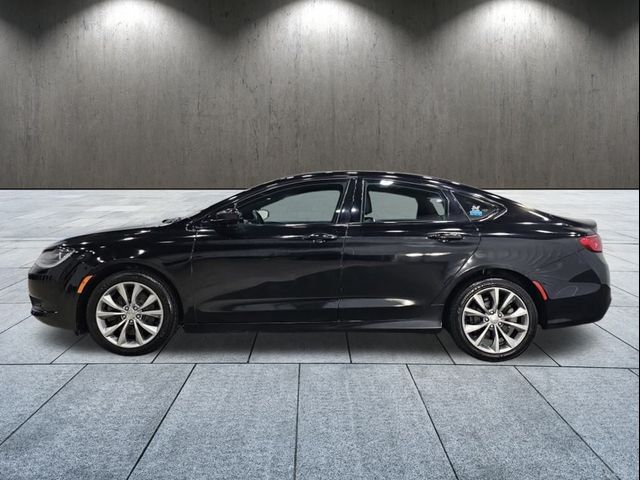 2016 Chrysler 200 S