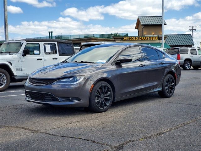 2016 Chrysler 200 S