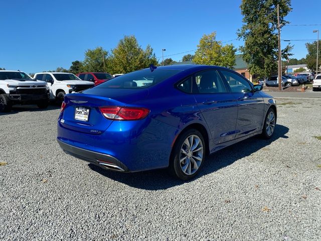 2016 Chrysler 200 S