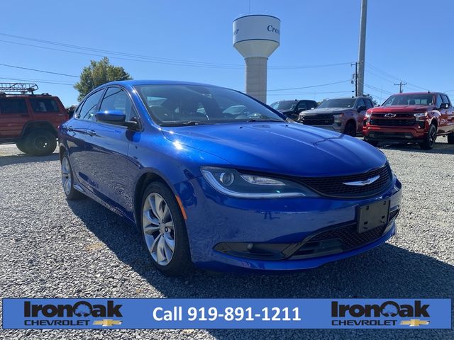 2016 Chrysler 200 S