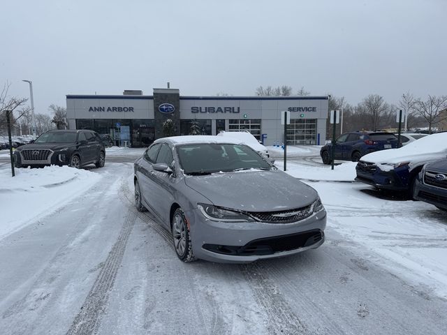 2016 Chrysler 200 S