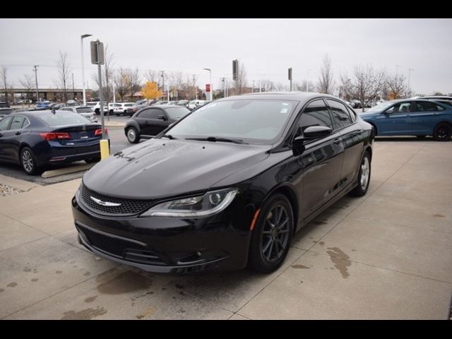 2016 Chrysler 200 S