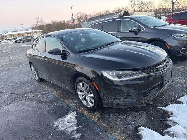 2016 Chrysler 200 S